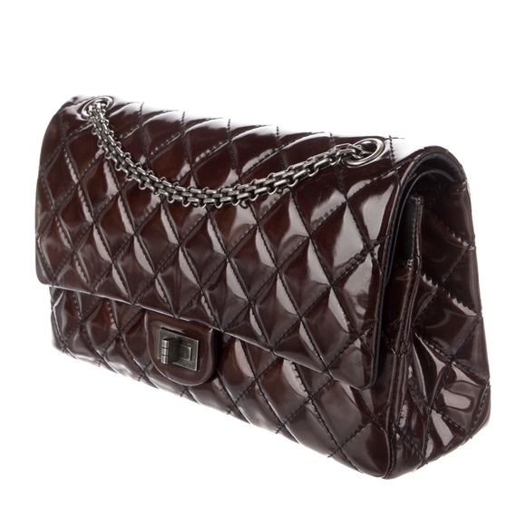 CHANEL Reissue Double Flap 226 Patent Brown Burgundy Handbag - Picture 3 of 16